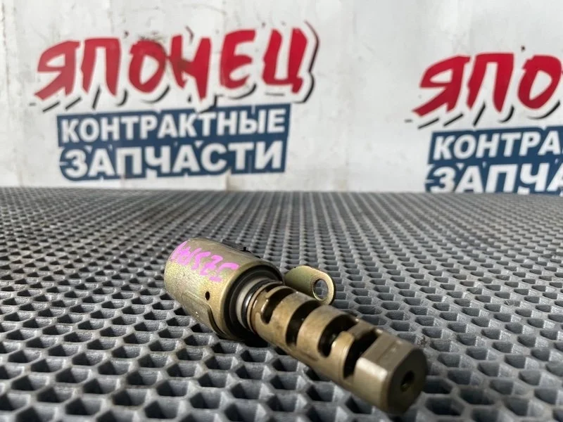 Клапан vvt-i Toyota Crown 2000 1533046010 JZS171 1JZ-GE