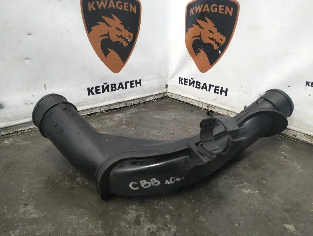 Патрубок интеркулера Volkswagen Passat 2009 B6