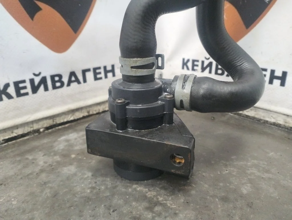 Дополнительный насос Volkswagen Tiguan 2010 5N