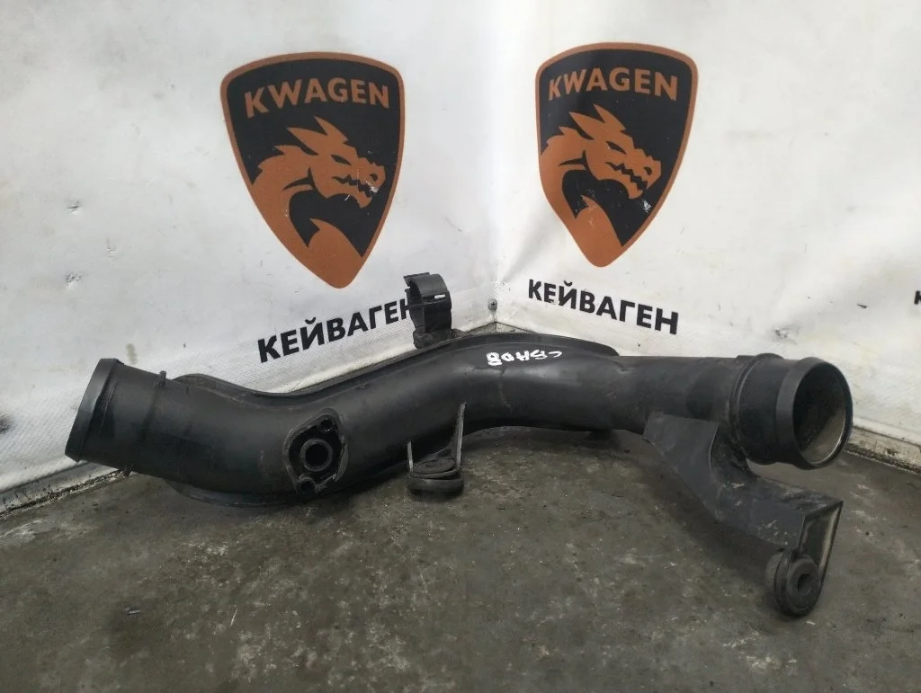 Патрубок интеркулера Volkswagen Tiguan 2008 5N