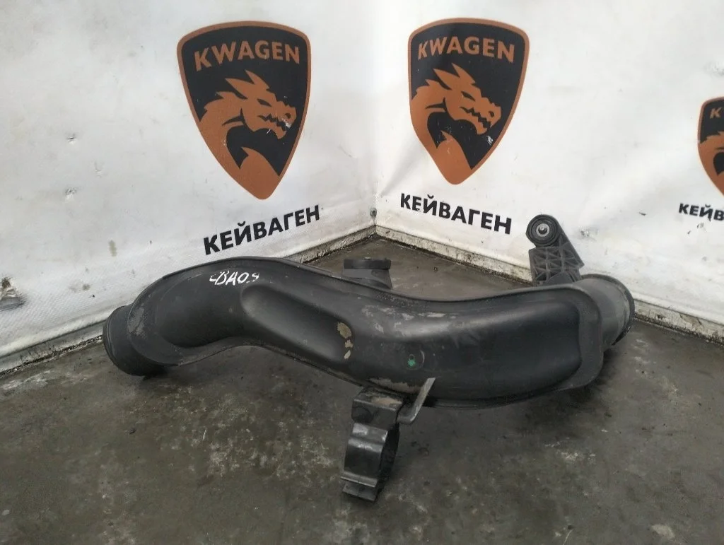 Патрубок интеркулера Volkswagen Tiguan 2009 5N