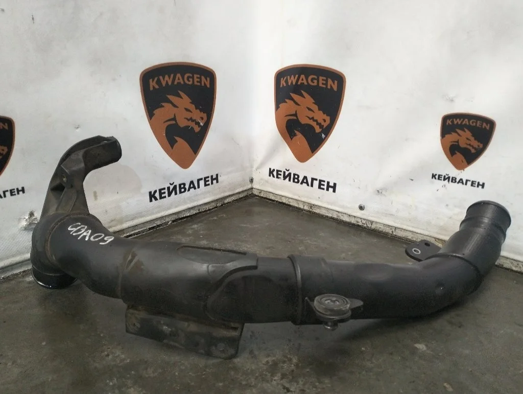 Патрубок интеркулера Volkswagen Tiguan 2009 5N