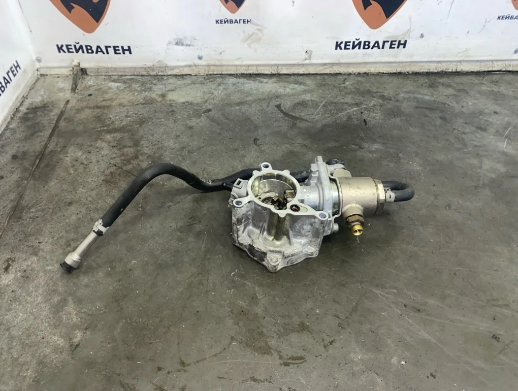 Вакуумный насос Audi A4 2014 B8