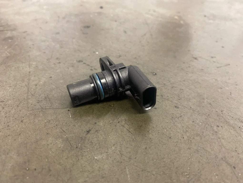 Датчик положения распредвала Audi A4 2014 B8