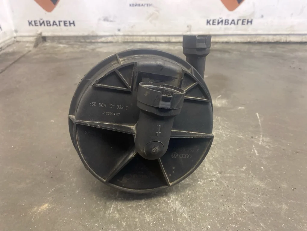 Насос продувки катализатора Volkswagen Golf 2007 MK5