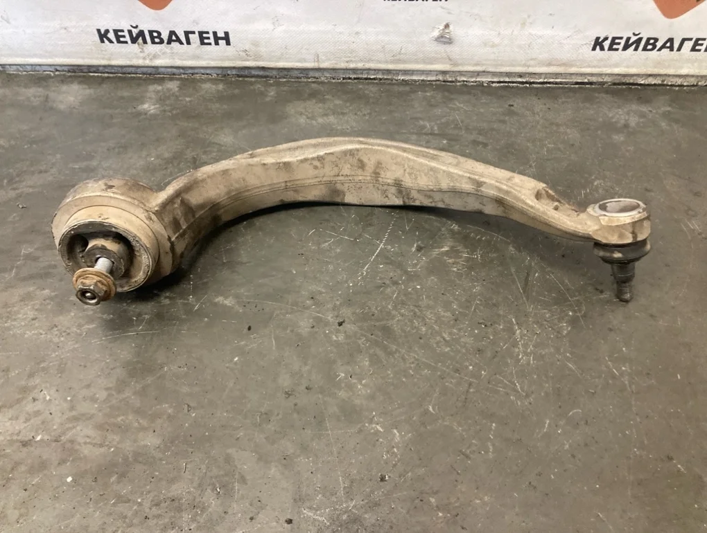 Рычаг подвески нижний Audi SQ5 2013 8R