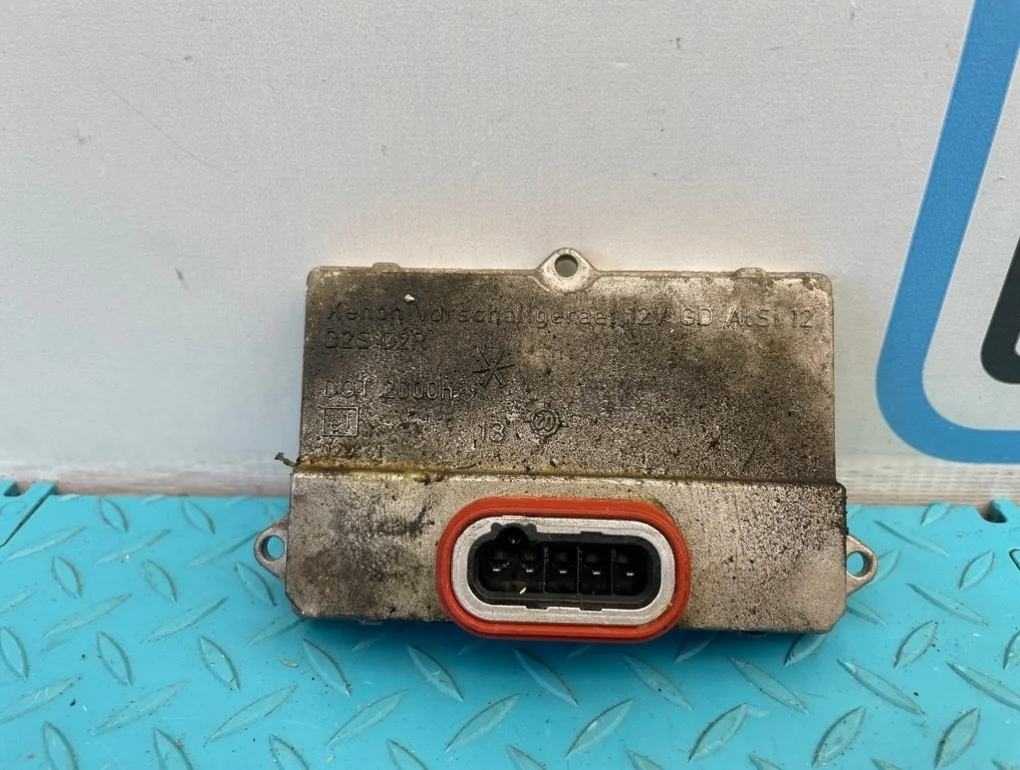 Блок розжига ксенона Mercedes-Benz E-Class 2002 A0028202326 W211 112.949 3.2