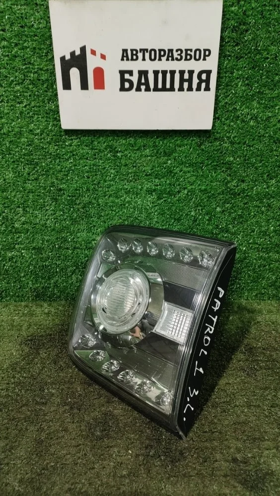Фонарь внутренний Nissan Patrol 2011 265551LB1A Y62 VK56VD, левый