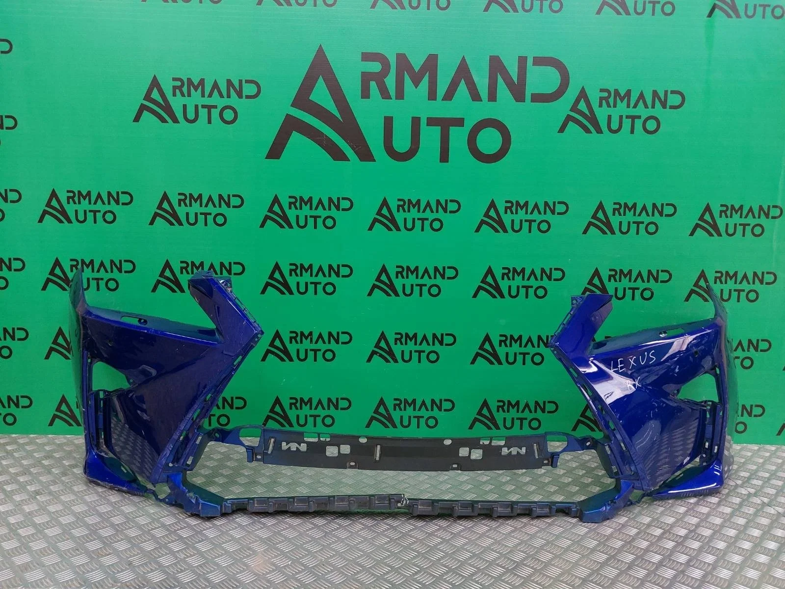 Бампер Lexus RX 2015-2019 4