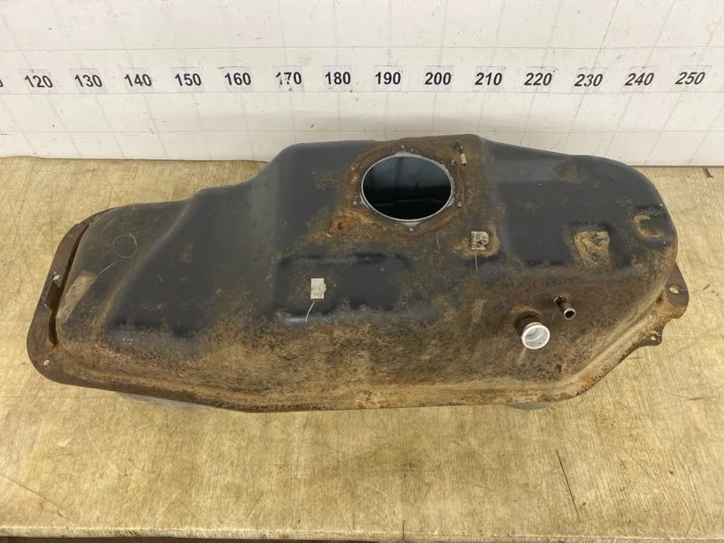 БАК ТОПЛИВНЫЙ Mitsubishi Pajero Sport 2 2010 2011 2012 2013 2014 2015 1700A478 KH6W 6B31