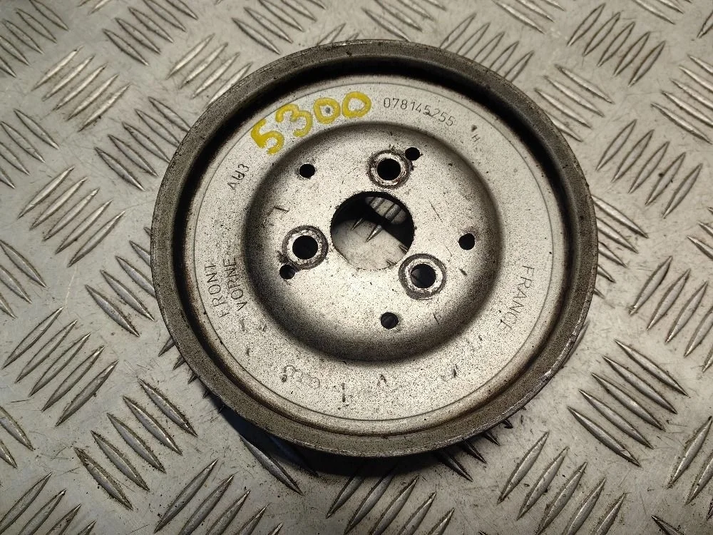 Шкив насоса гур Audi A6 C5