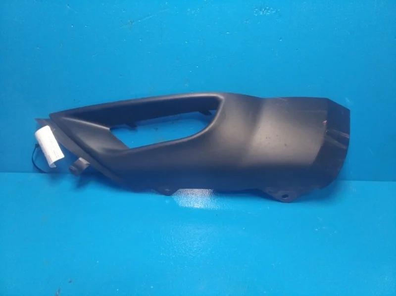 Накладка бампера MITSUBISHI Outlander XL 2006-2009