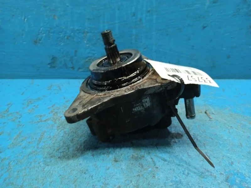 Насос вакуумный Nissan Pathfinder, Navara 2005-2009