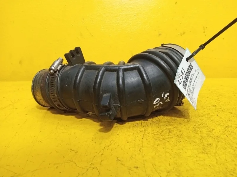 Патрубок воздушного фильтра Nissan Patrol Y61 1997-2008