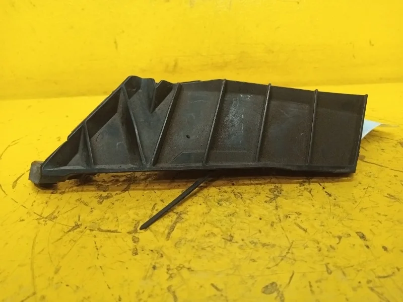 Кронштейн бампера Infiniti M 2010-2013