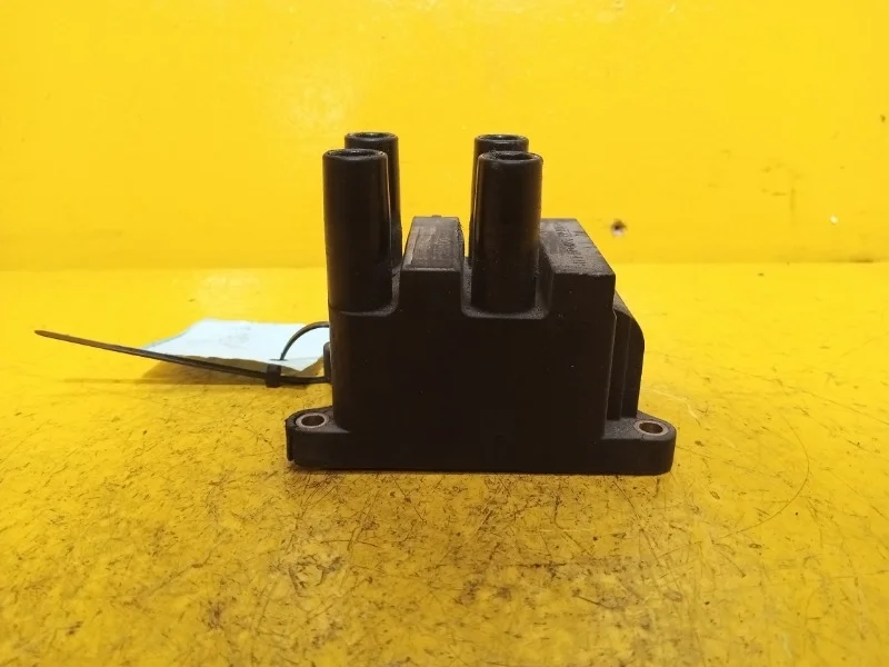 Катушка зажигания Ford Focus 2 2005-2011