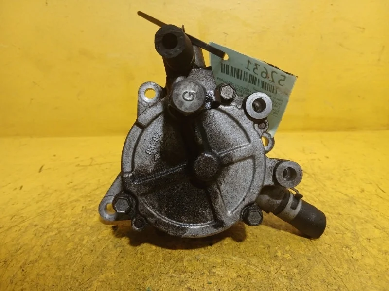 Насос вакуумный Nissan Pathfinder, Navara 2005-2009