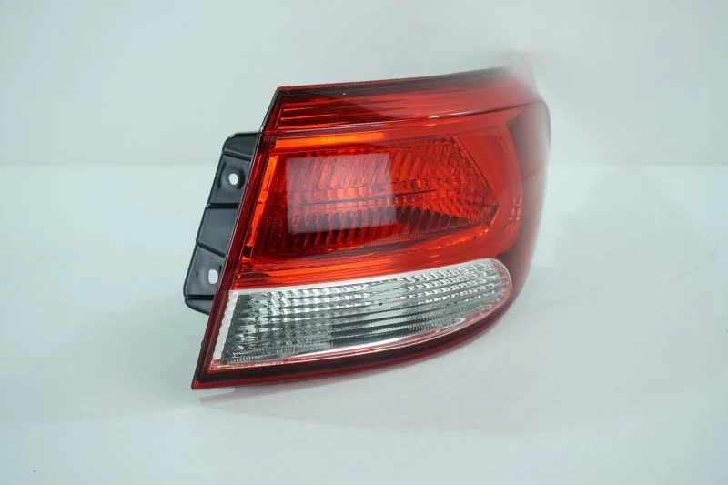 Фонарь Kia Rio 2017- DIF6103010221 4, правый