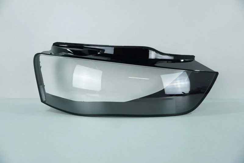 Стекло фары Audi A4 2011-2015 8K0941044C B8, правое