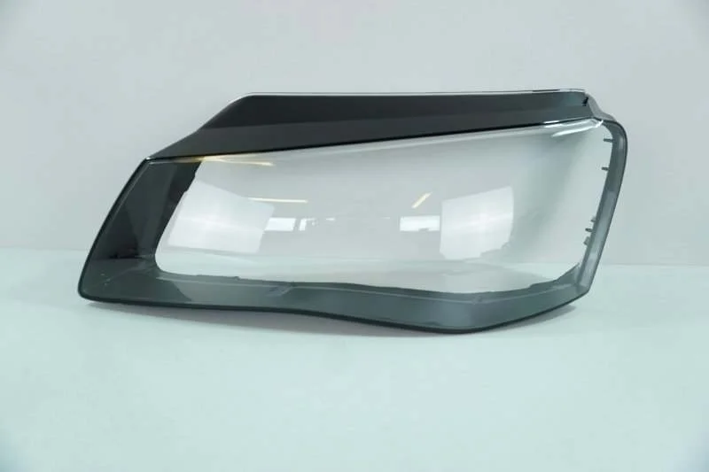 Стекло фары Audi A8 2009-2014 4H0941003AE D4 4H, левое