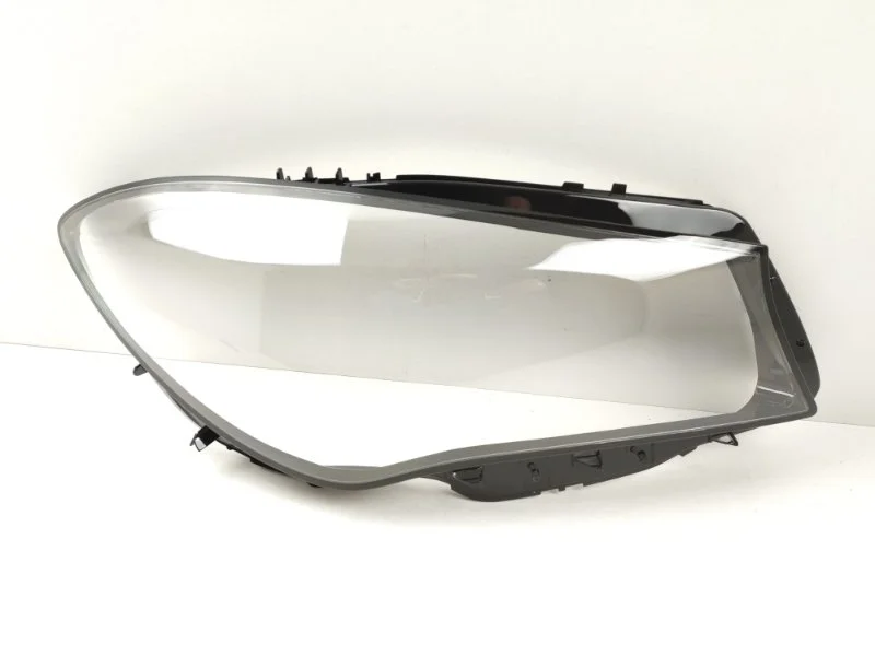 Стекло фары Mercedes-Benz Cla-Class 2016-2019 A1178206861 X117, правое