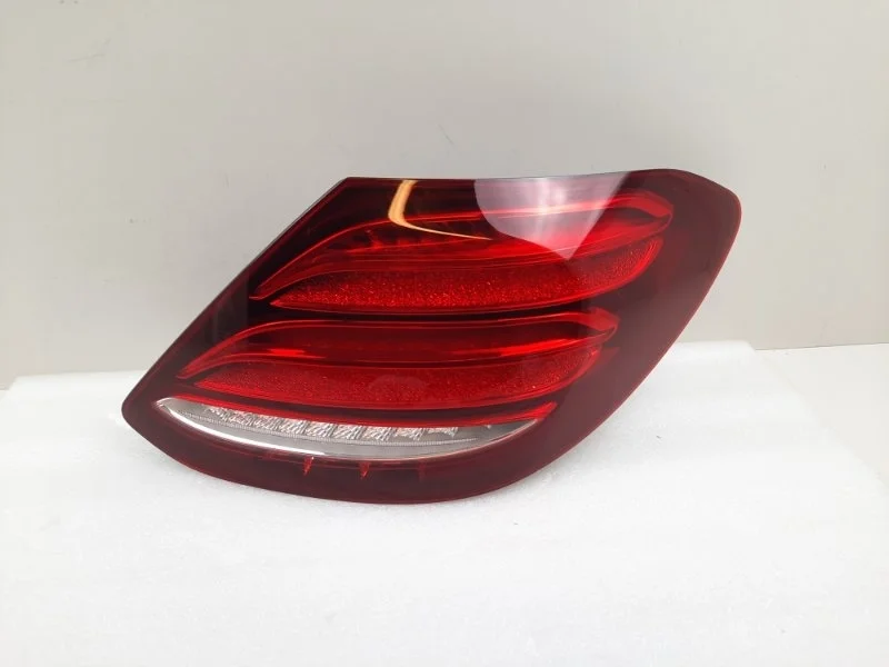 Фонарь Mercedes-Benz E-Class 2016-2020 2139067800 W213, правый