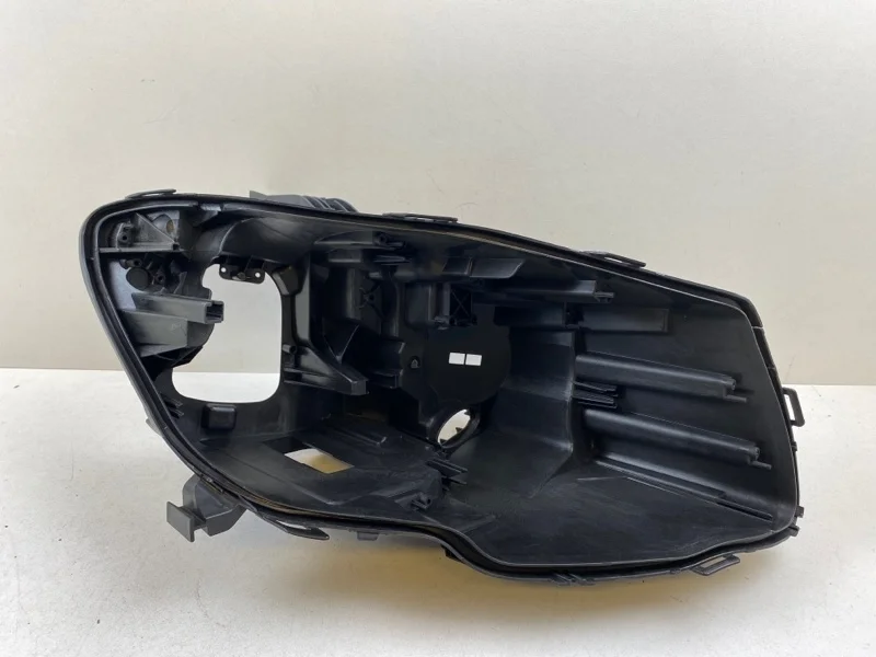 Корпус фары Mercedes-Benz Cla-Class 2016-2020 A1178206861 W117, правый