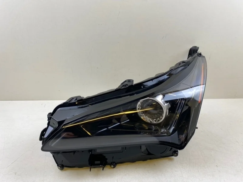 Фара Lexus Nx 2017-2021 8118578180 1, левая