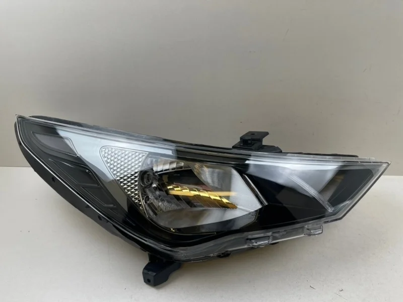 Фара Hyundai Solaris 2021- 92102H5500 2, правая