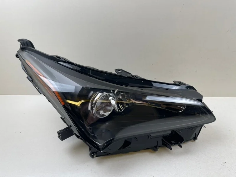 Фара Lexus Nx 2014-2017 8114578050 1, правая