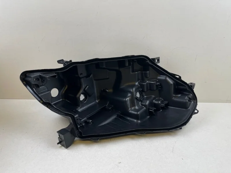 Корпус фары Nissan X-Trail 2013-2017 260104CC6C260604CC6C T32, правый