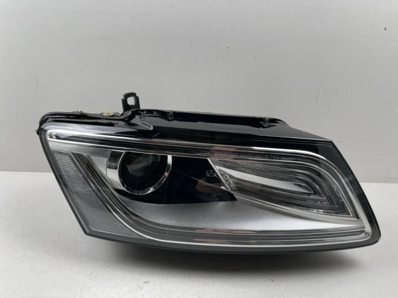 Фара Audi Q5 2012-2016 8R0941006C 8R, правая