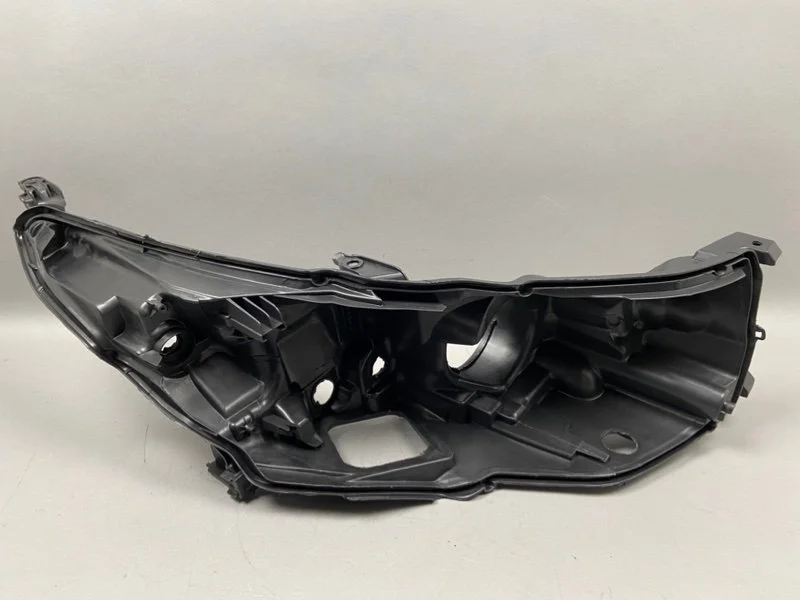 Корпус фары Toyota Highlander 2014-2018 811100E220 3 U50, правый