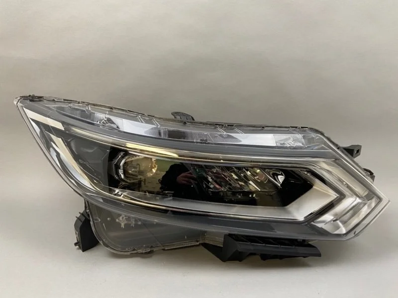 Фара Nissan Qashqai 2017-2023 26010HV05B J11, правая