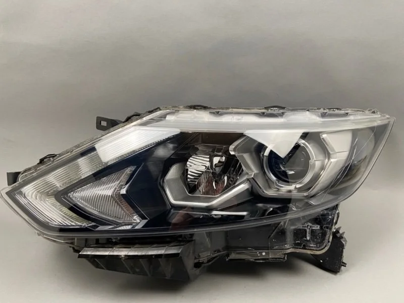 Фара Nissan Qashqai 2013-2017 260604EH1B J11, левая