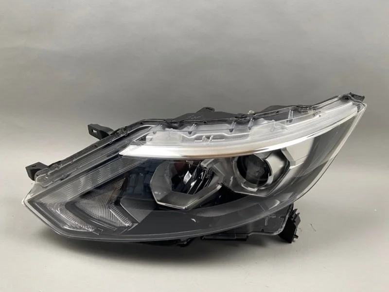 Фара Nissan Qashqai 2013-2017 260604EH1B J11, левая