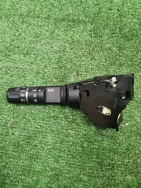 Подрулевой переключатель света Mazda 6 2011 DF7566122 GH 2.0 LF