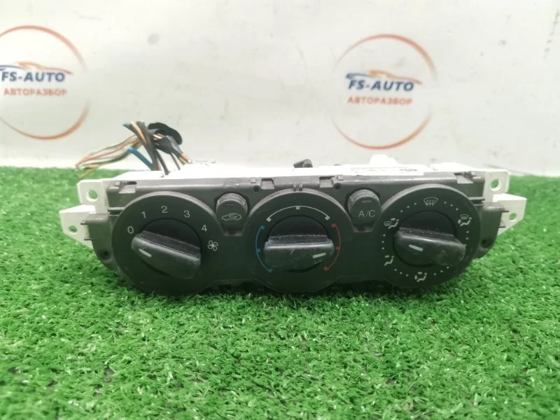 Блок управления отопителем Ford Focus 2 2010 7M5T19980AA ХЕТЧБЭК 2.0 AODA, задний