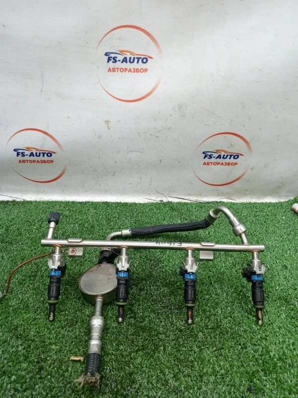 Топливная рейка Chevrolet Cruze 2012 55562597 J300 1.6 F16D4