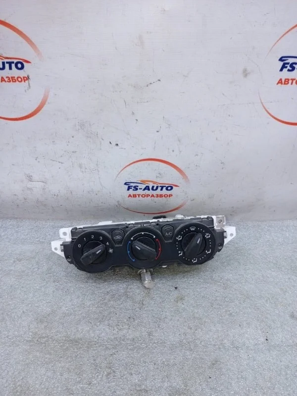 Блок управления отопителем Ford Focus 2 2011 7M5T19980AA ХЭТЧБЭК 2.0 AODA