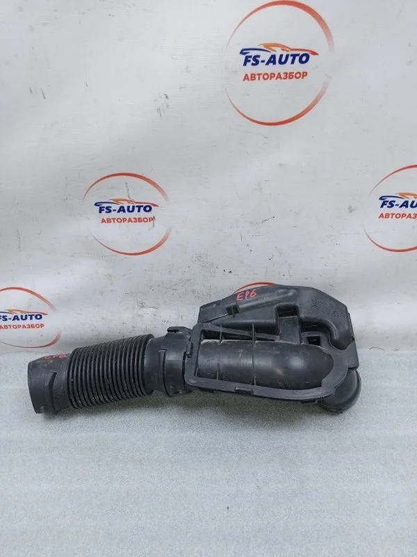 Резонатор воздушного фильтра Peugeot 308 2014 9683340180 4C 1.6 EP6
