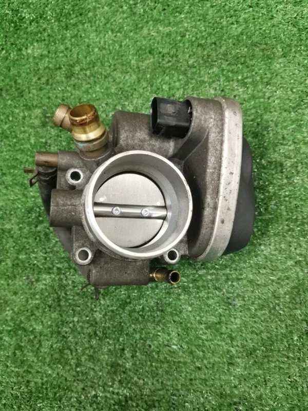 Дроссельная заслонка Chevrolet Cruze 2009 55560398 СЕДАН 1.6 F16D4