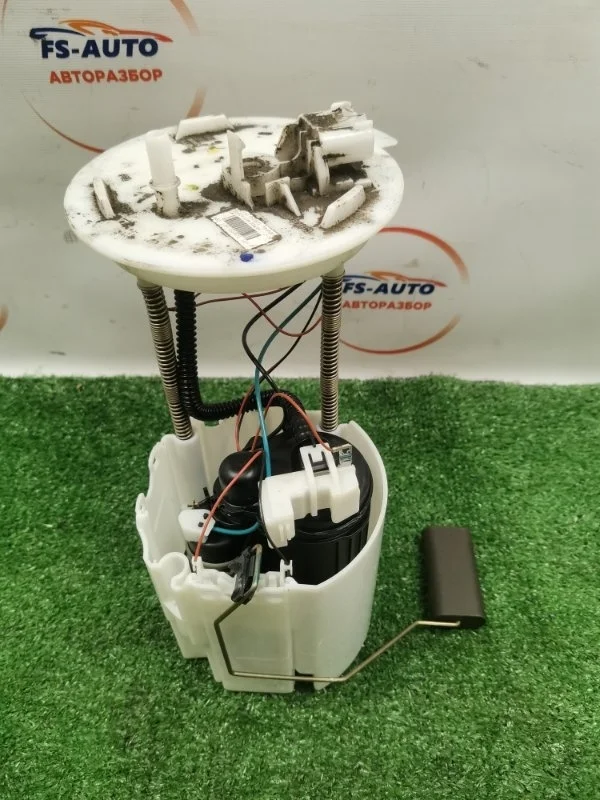Топливный насос Chevrolet Cruze 2010 13503672 СЕДАН 1.6 F16D4