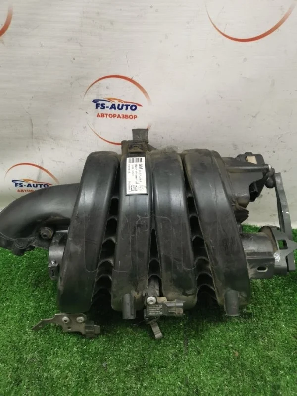 Впускной коллектор Opel Astra H 2010 55570283 ХЕТЧБЕК 1.8 Z18XER