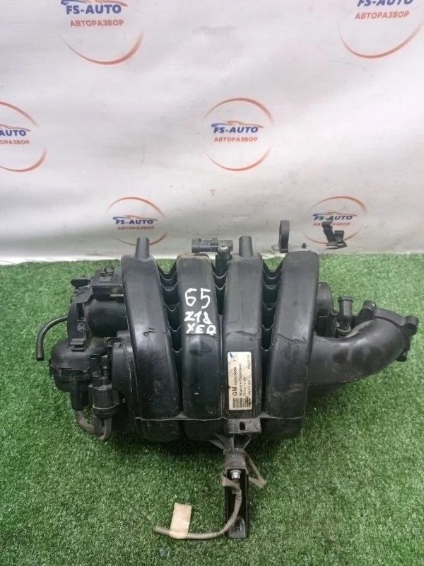 Впускной коллектор Opel Astra H 2008 55563685 ХЕТЧБЕК Z18XER