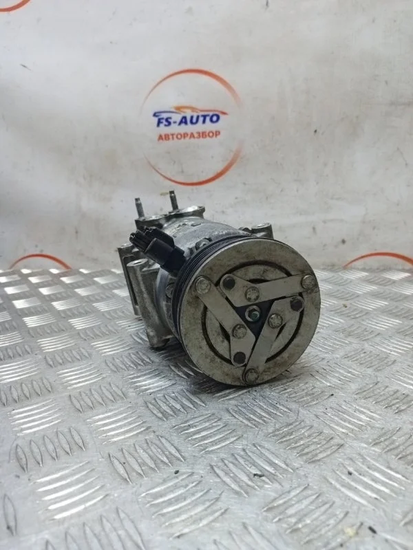 Компрессор кондиционера Volvo S60 2013 31369800 1.6 B4164T