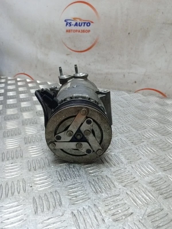 Компрессор кондиционера Volvo S60 2013 31332616 1.6 B4164T