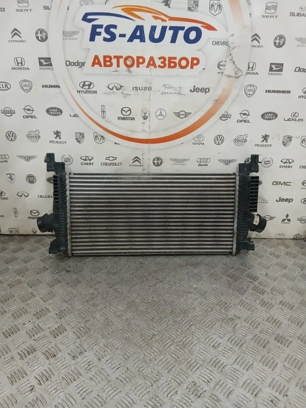 Интеркулер Opel Astra J Gtc 2014 13267646 КУПЕ 3 ДВЕРИ 1.4 A14NET
