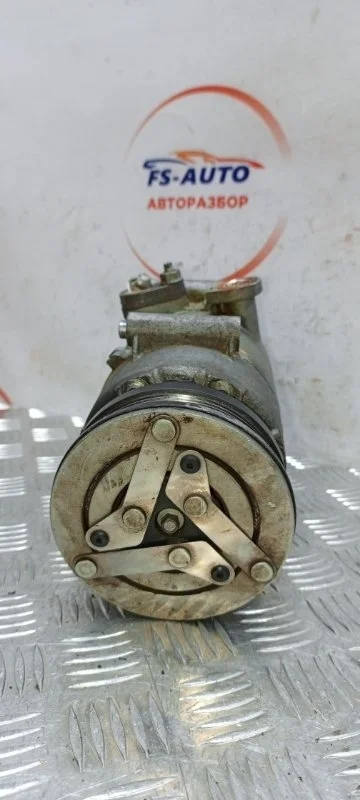 Компрессор кондиционера Ford Focus 3 2013 BV6N19D629AC СЕДАН 1.6 PNDA