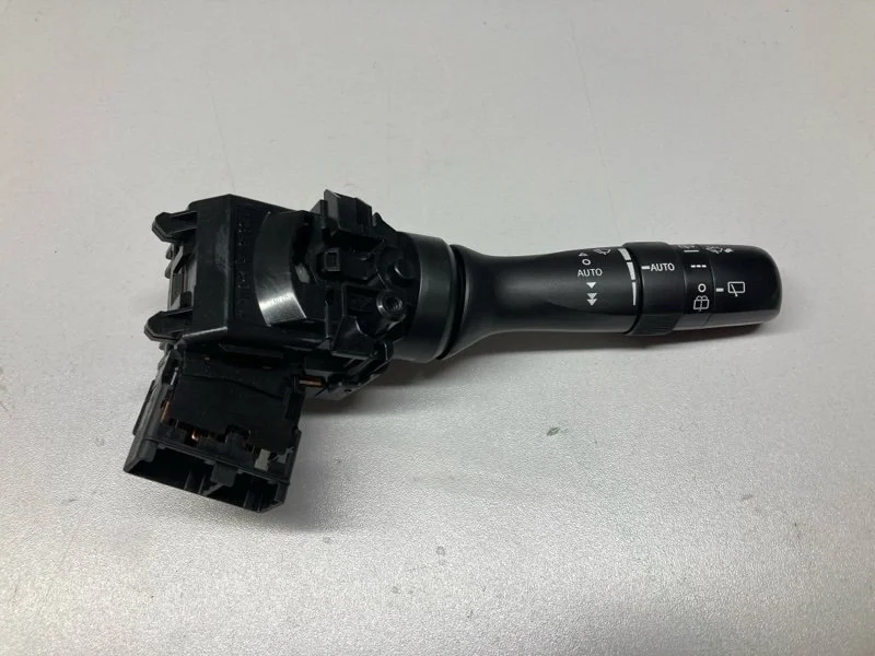 Переключатель стеклоочистителей Toyota Land Cruiser 2010 8465248121 URJ200 1VD-FTV 4.5